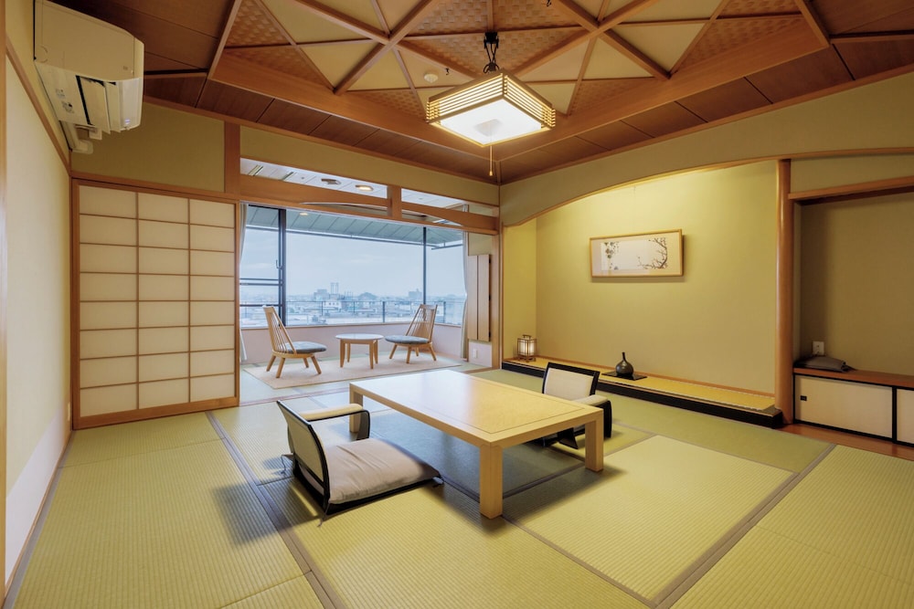 ＜四季亭＞和室 | 天童温泉 ほほえみの宿 滝の湯