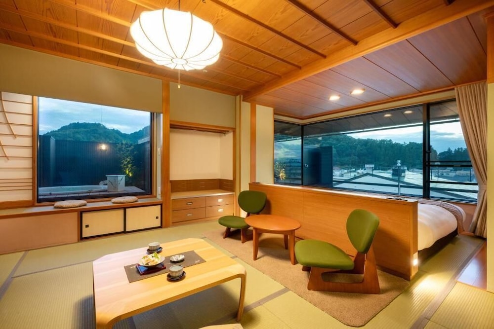 テラス, プライベートサウナ, 露天風呂付和洋室 禁煙 客室1 | 天童温泉 ほほえみの宿 滝の湯