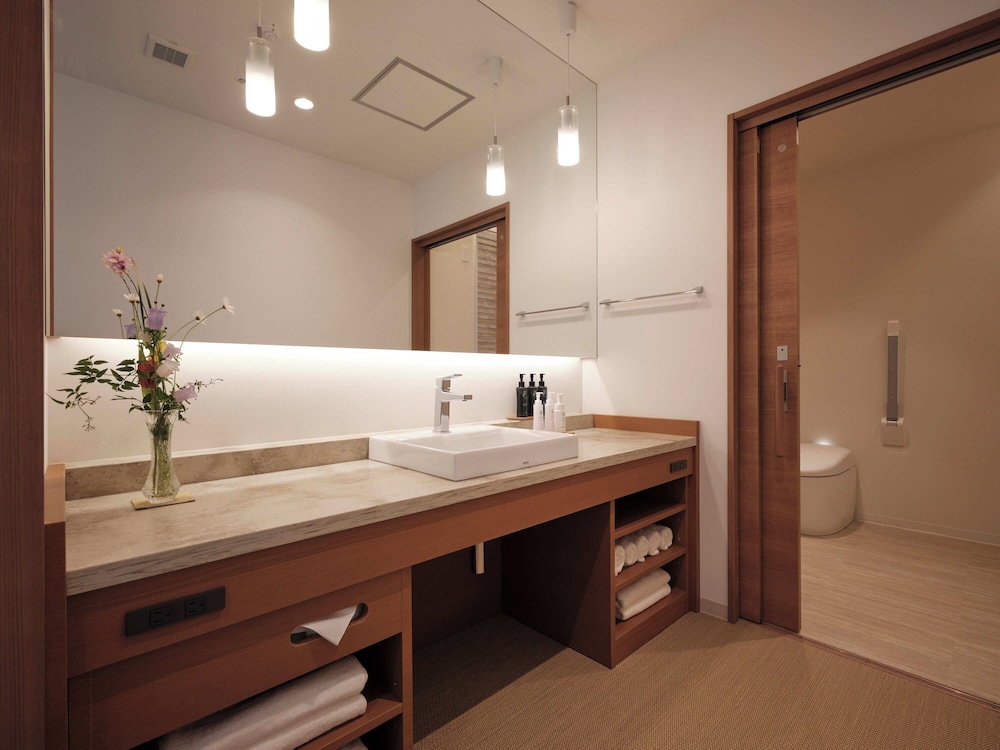 ＜本館＞The Prestige Twin 551 客室2 | 天童温泉 ほほえみの宿 滝の湯