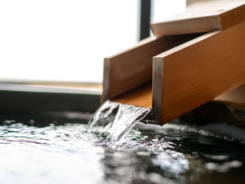 [温泉露天] 展望露天風呂付客室 禁煙 客室0 | 天童温泉 ほほえみの宿 滝の湯
