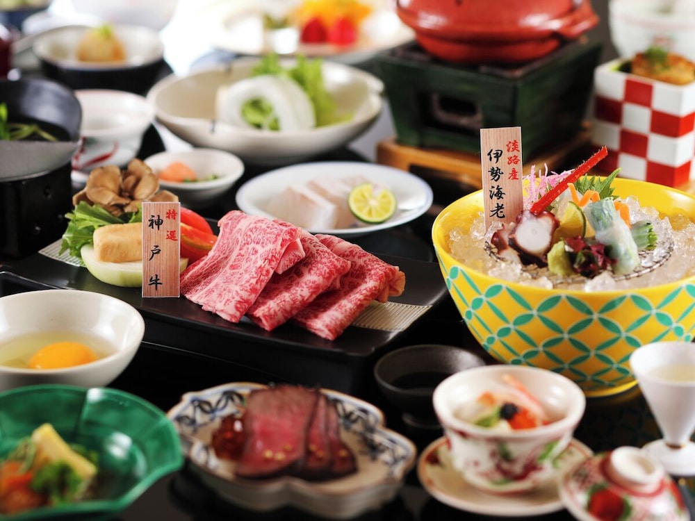 北館 5F金泉露天付き ツイン 禁煙 マウンテンビュー 神戸牛付き会席 (部屋食) 客室2 | 有馬グランドホテル