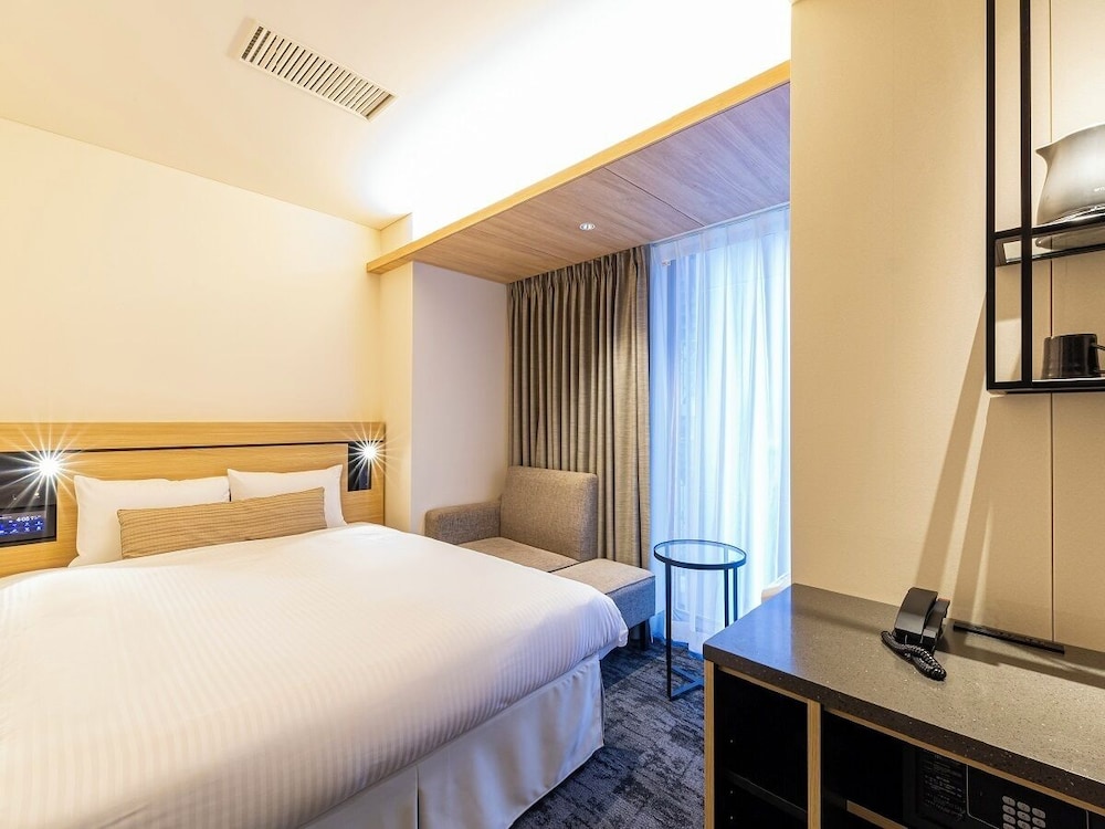 ダブルルーム 禁煙 | ホテル京阪 京都駅南