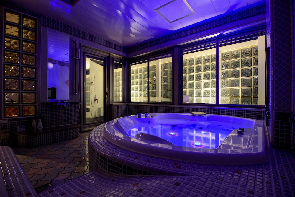 スチームサウナ1 | Water Hotel Cy - 大人限定