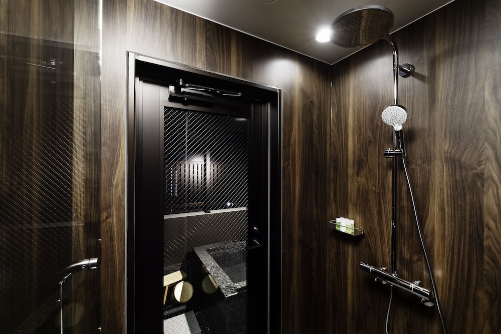 キングルーム 半露天風呂付 禁煙 バスルームのシャワー0 | プロスタイル旅館 東京 浅草