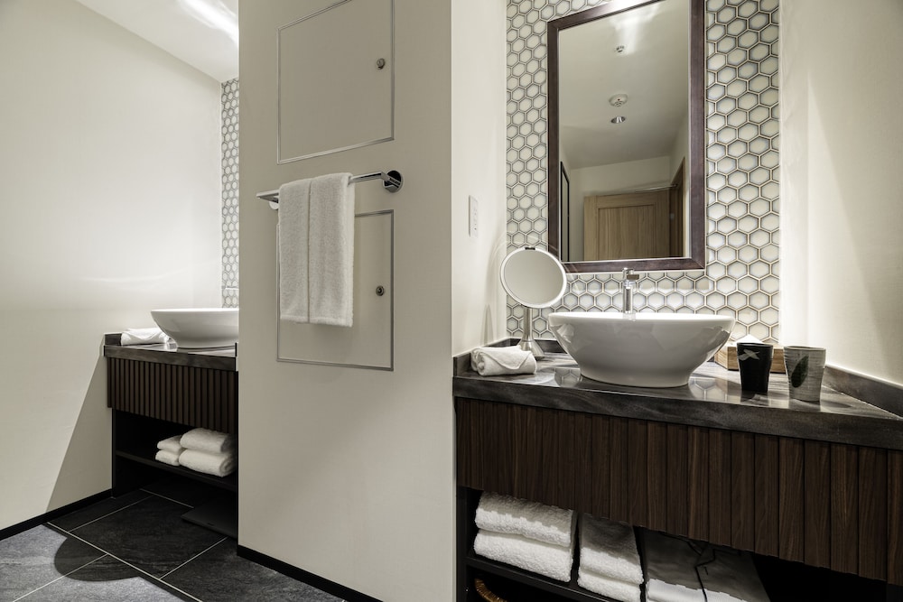 スイート 露天風呂付 禁煙 バスルーム1 | プロスタイル旅館 東京 浅草