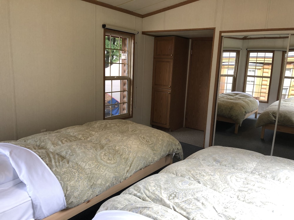 キャビン (C) 客室1 | 白馬 カナディアンロッジ