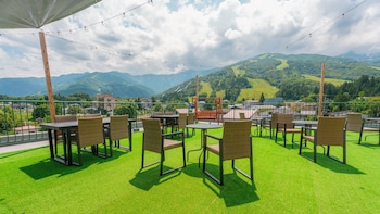 SUMMIT VIEWS HAKUBA