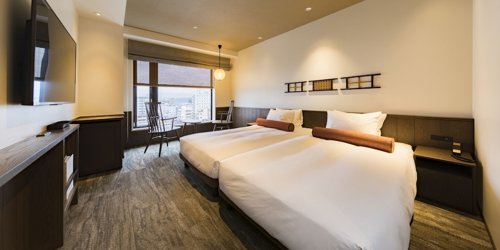 コンフォート ツインルーム 禁煙 / 洗濯乾燥機付き 客室3 | 東急ステイ飛騨高山 結の湯