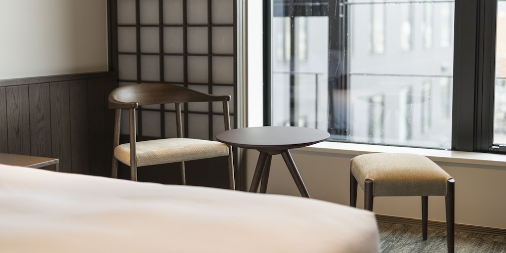 コンフォート ダブルルーム 禁煙 / 洗濯乾燥機付き 客室5 | 東急ステイ飛騨高山 結の湯