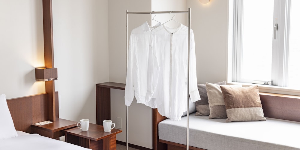 コンフォート ツインルーム 禁煙 / 洗濯乾燥機付き 客室の設備とサービス14 | 東急ステイ飛騨高山 結の湯