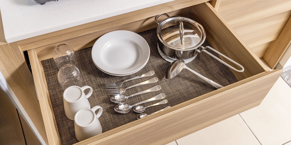 コンフォート ツインルーム 禁煙 / 洗濯乾燥機付き 客室の設備とサービス3 | 東急ステイ飛騨高山 結の湯