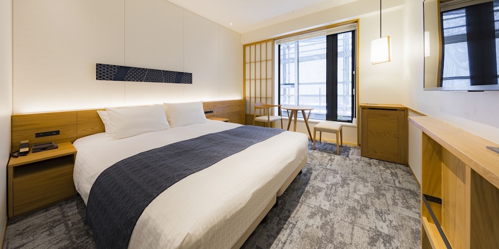 コンフォート ダブルルーム 禁煙 / 洗濯乾燥機付き 客室4 | 東急ステイ飛騨高山 結の湯