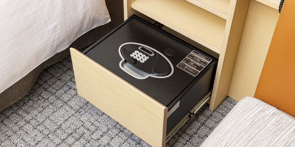 コンフォート ツインルーム 禁煙 / 洗濯乾燥機付き 客室の設備とサービス16 | 東急ステイ飛騨高山 結の湯