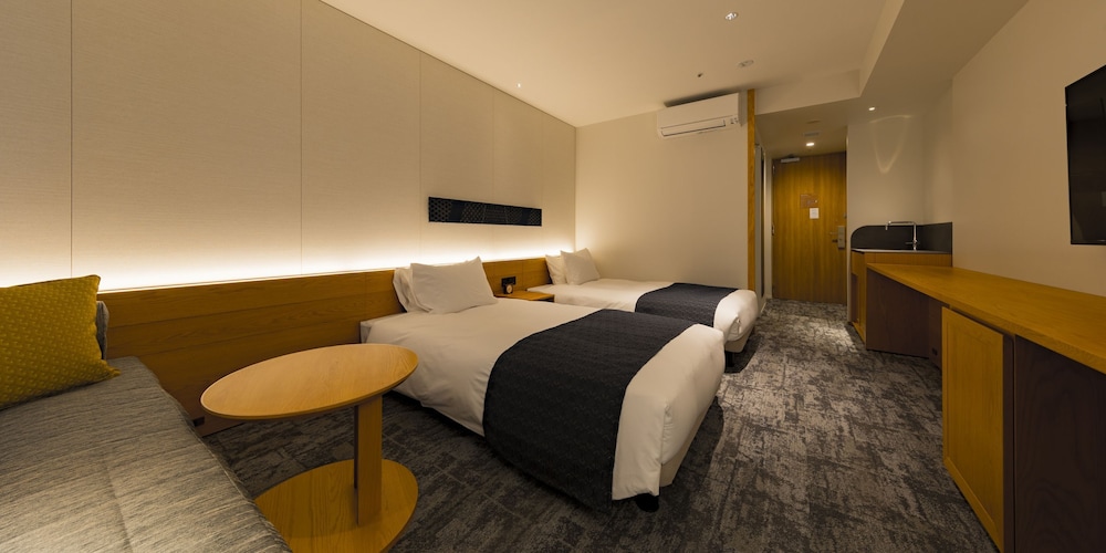 レジデンシャル ツインルーム 禁煙 / 洗濯乾燥機付き 客室3 | 東急ステイ飛騨高山 結の湯