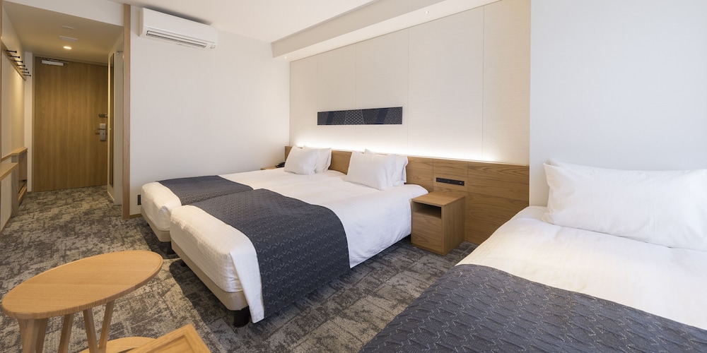 スーペリア ツインルーム 禁煙 / 洗濯乾燥機付き 客室3 | 東急ステイ飛騨高山 結の湯