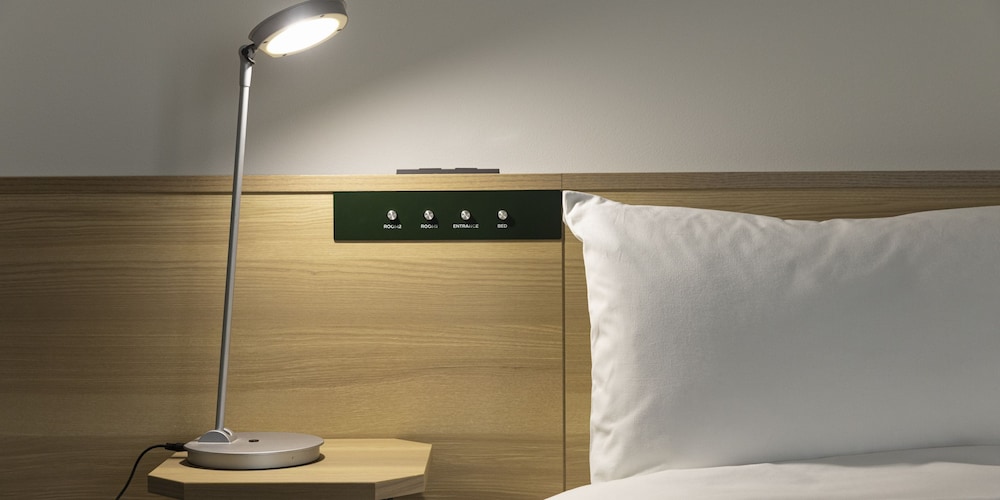 コンフォート ツインルーム 禁煙 / 洗濯乾燥機付き 客室の設備とサービス1 | 東急ステイ飛騨高山 結の湯