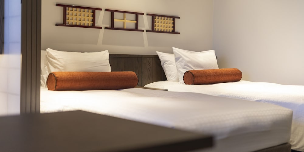 和洋室 ツインルーム 禁煙 / 洗濯乾燥機付き 客室3 | 東急ステイ飛騨高山 結の湯