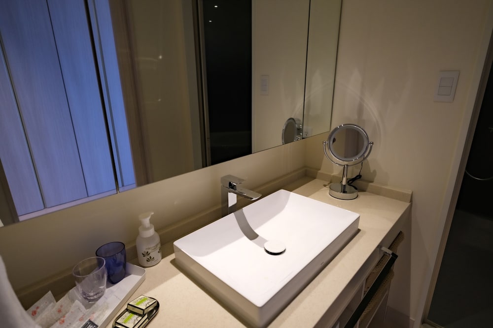 デラックスルーム 首里ハウス ツイン バスルーム0 | シーウッド ホテル