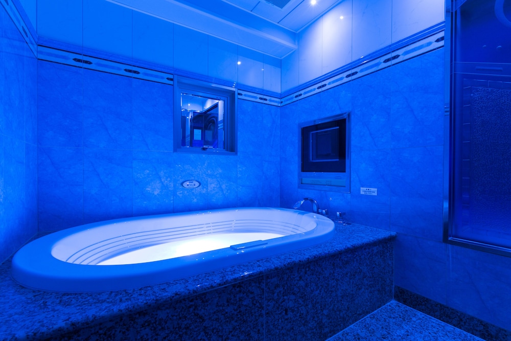 スーペリア ダブルルーム バスルーム0 | 新宿・歌舞伎町 ホテル ディーウェーブ - 大人限定