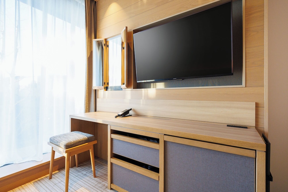 スーペリアダブル【禁煙】 客室2 | ホテルメトロポリタン鎌倉