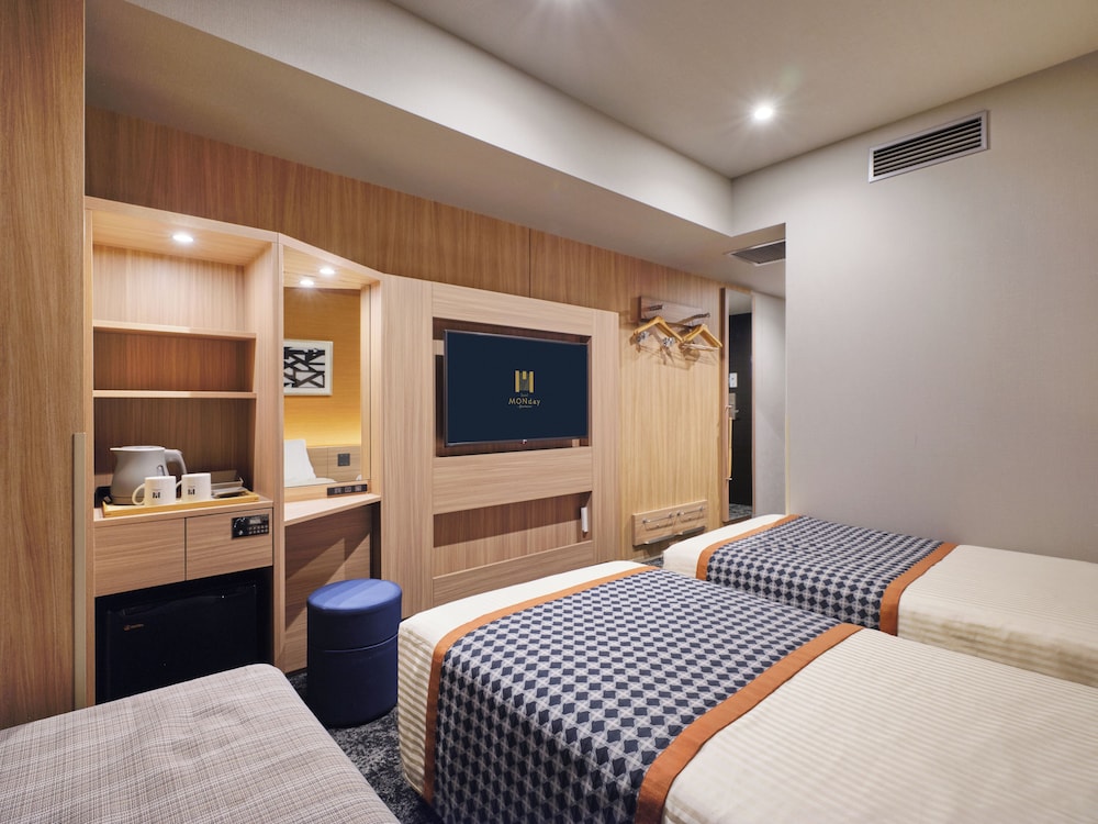 デラックス ツインルーム (ソファベッド付) 禁煙 客室3 | hotel MONday 浅草