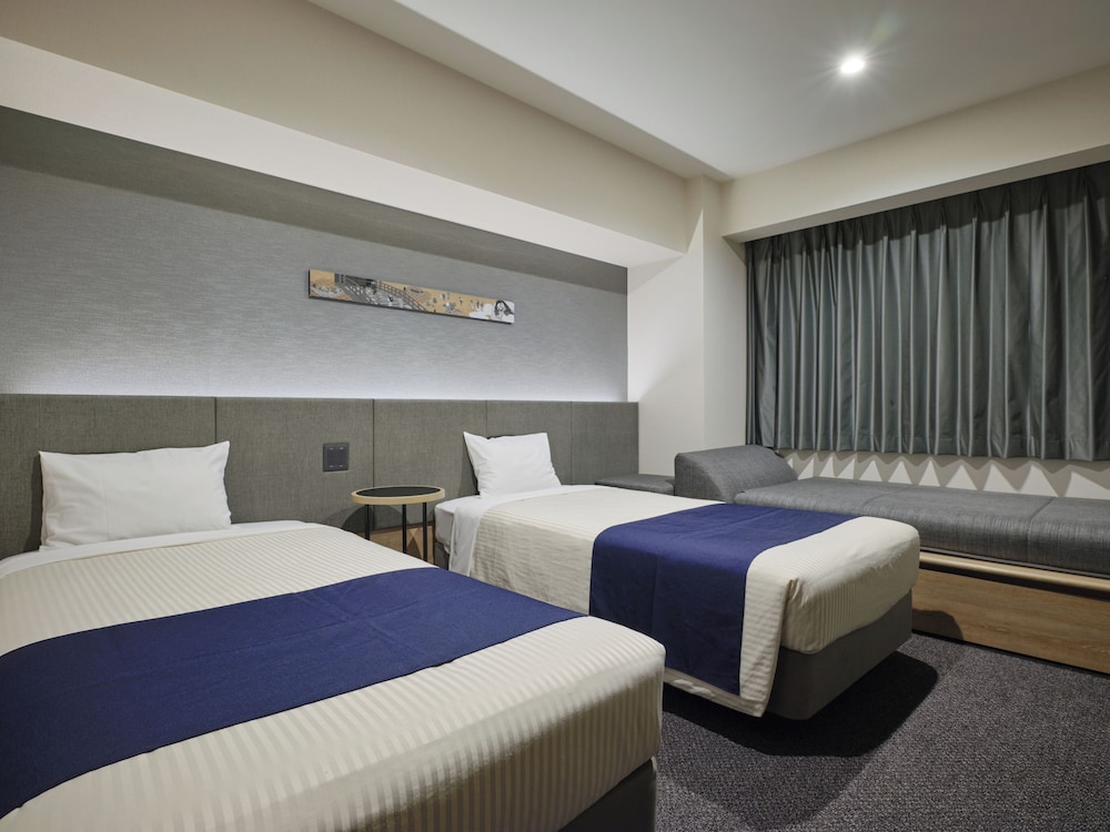 デラックス ツインルーム 禁煙 (with SofaBed) 客室5 | hotel MONday 秋葉原浅草橋