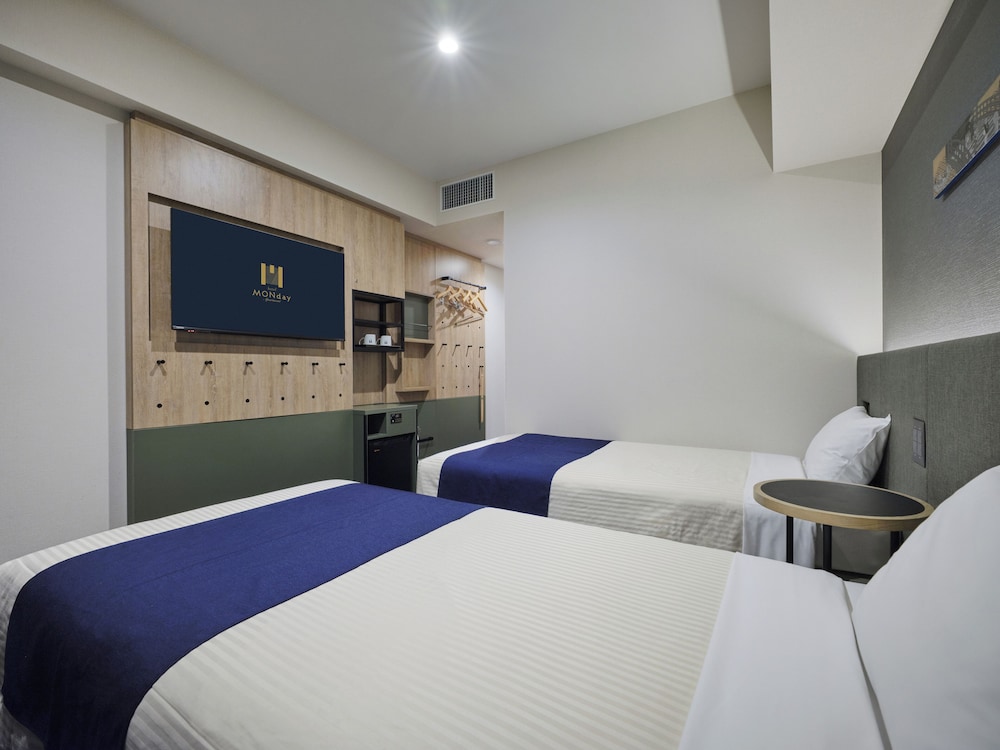 デラックス ツインルーム 禁煙 (with SofaBed) 客室4 | hotel MONday 秋葉原浅草橋