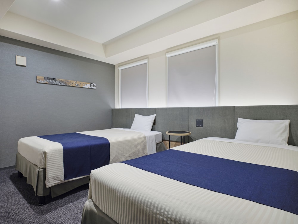 デラックス ツインルーム (エキストラベッド付) 禁煙 客室4 | hotel MONday 秋葉原浅草橋