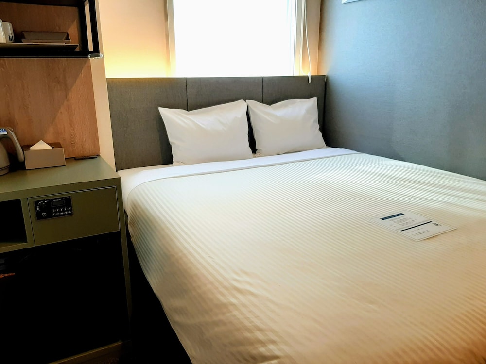 スタンダード ダブルルーム 禁煙 | hotel MONday 秋葉原浅草橋