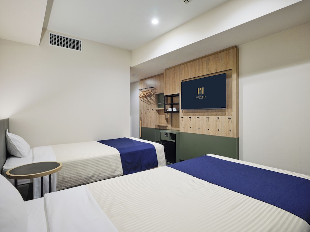 デラックス ツインルーム (エキストラベッド付) 禁煙 客室5 | hotel MONday 秋葉原浅草橋
