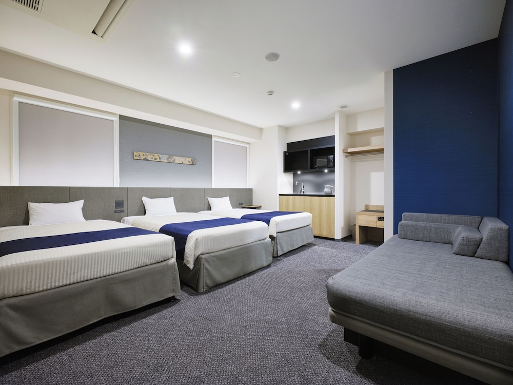 ファミリー ルーム 禁煙 客室7 | hotel MONday Premium 上野御徒町