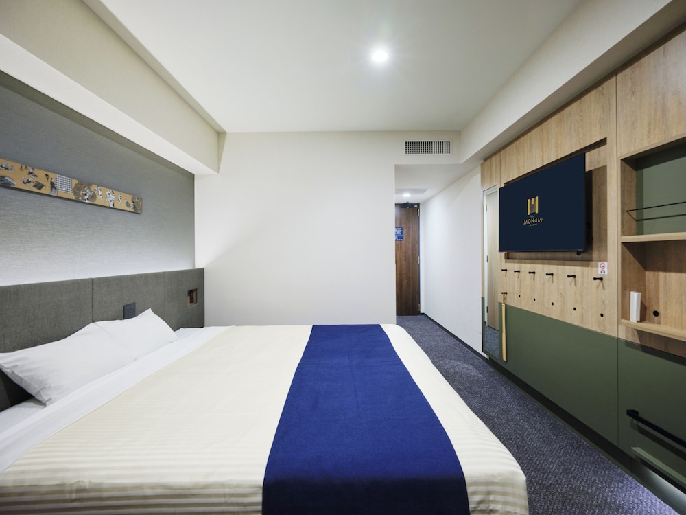 デラックス キングルーム 禁煙 | hotel MONday Premium 上野御徒町