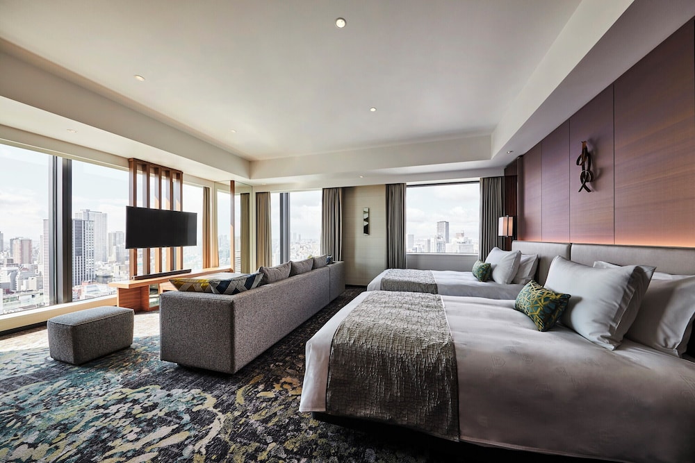 エグゼクティブフロア コーナーデラックス ツインルーム (エグゼクティブラウンジアクセス付) 60平方メートル 禁煙 客室1 | ザ ロイヤルパークホテル アイコニック 大阪御堂筋