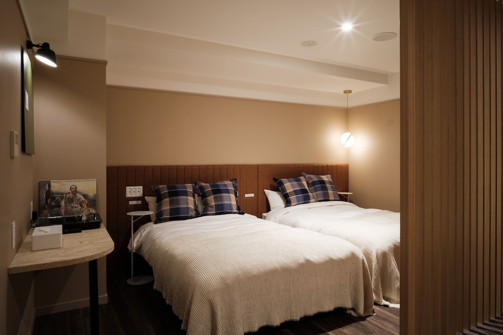 スーペリア ツインルーム ベッド (複数台) 禁煙 ジェットバス | miss morgan hotel