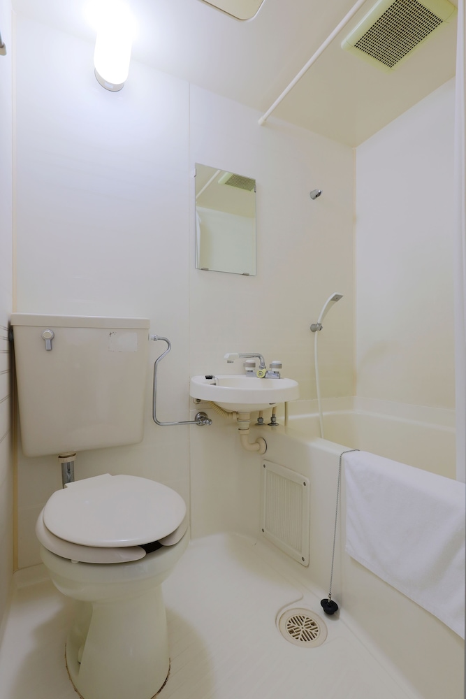 ツインルーム 禁煙 バスルーム0 | Tabist レイズホテルすいせん