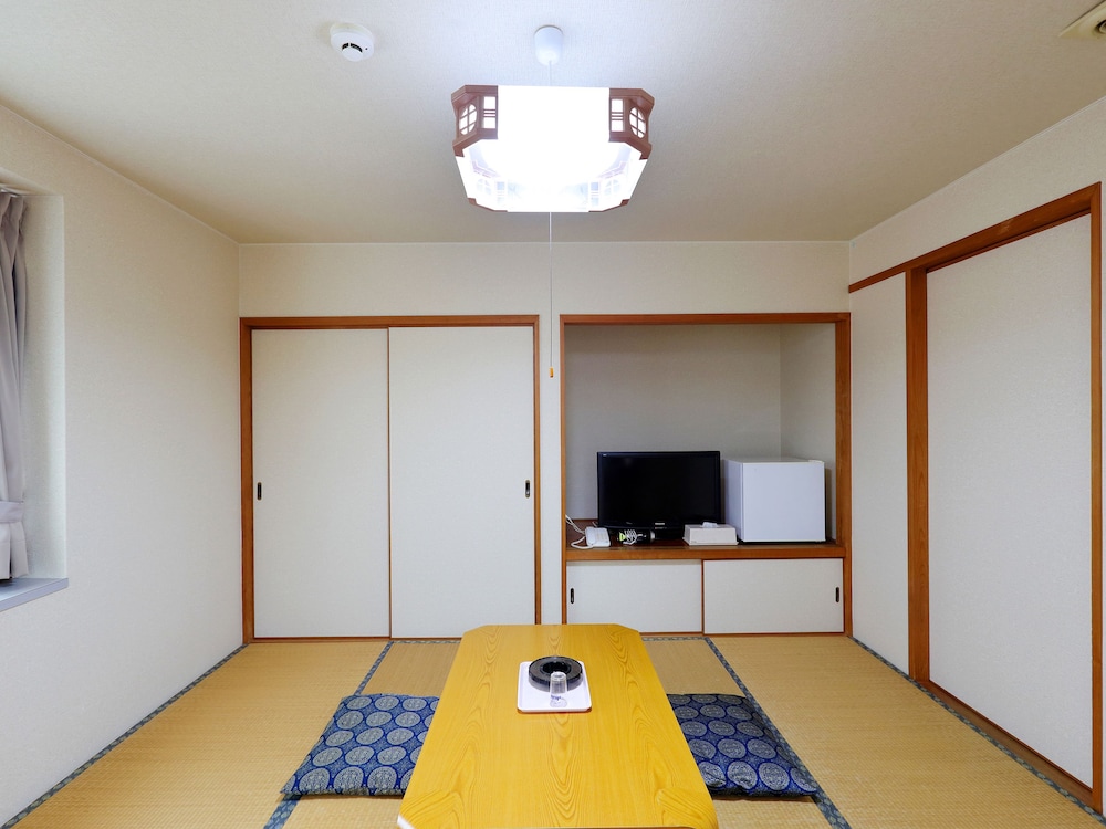 和室3名利用 客室3 | Tabist レイズホテルやかた