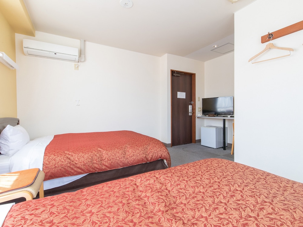 ツインルーム 客室6 | Tabist レイズホテルやかた