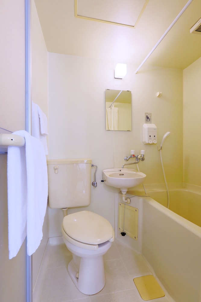 和室2名利用 共用バスルーム バスルーム0 | Tabist レイズホテルやかた