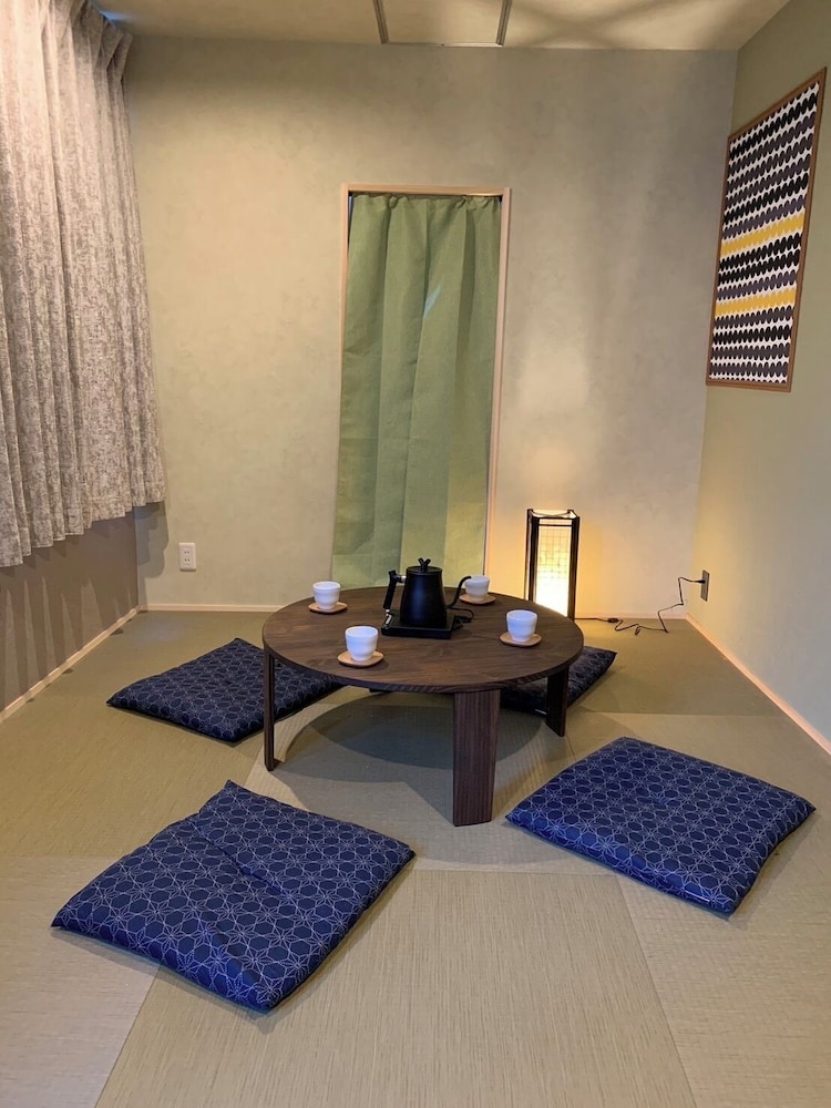 ベーシック 4 人部屋 | HOTEL PRELE SHINKAN