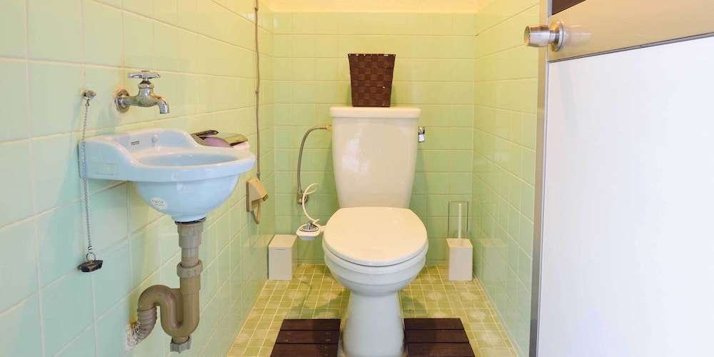 別荘 バスルーム1 | やんばるライフ ヴィラ #根路銘01