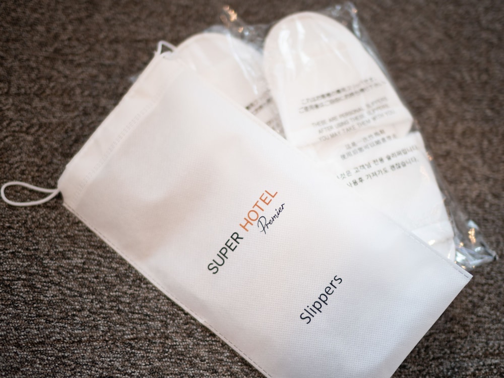 ダブルルーム 客室の設備とサービス1 | スーパーホテルPremier秋葉原