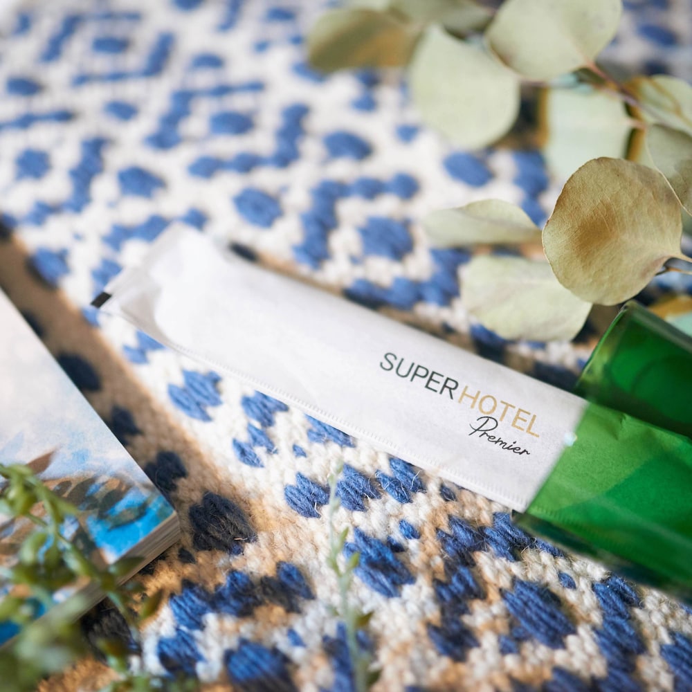 ダブルルーム バスルームの設備1 | スーパーホテルPremier秋葉原