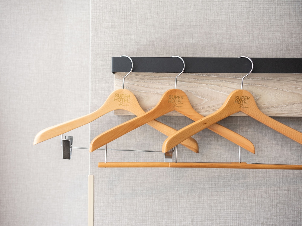 ダブルルーム 客室の設備とサービス0 | スーパーホテルPremier秋葉原