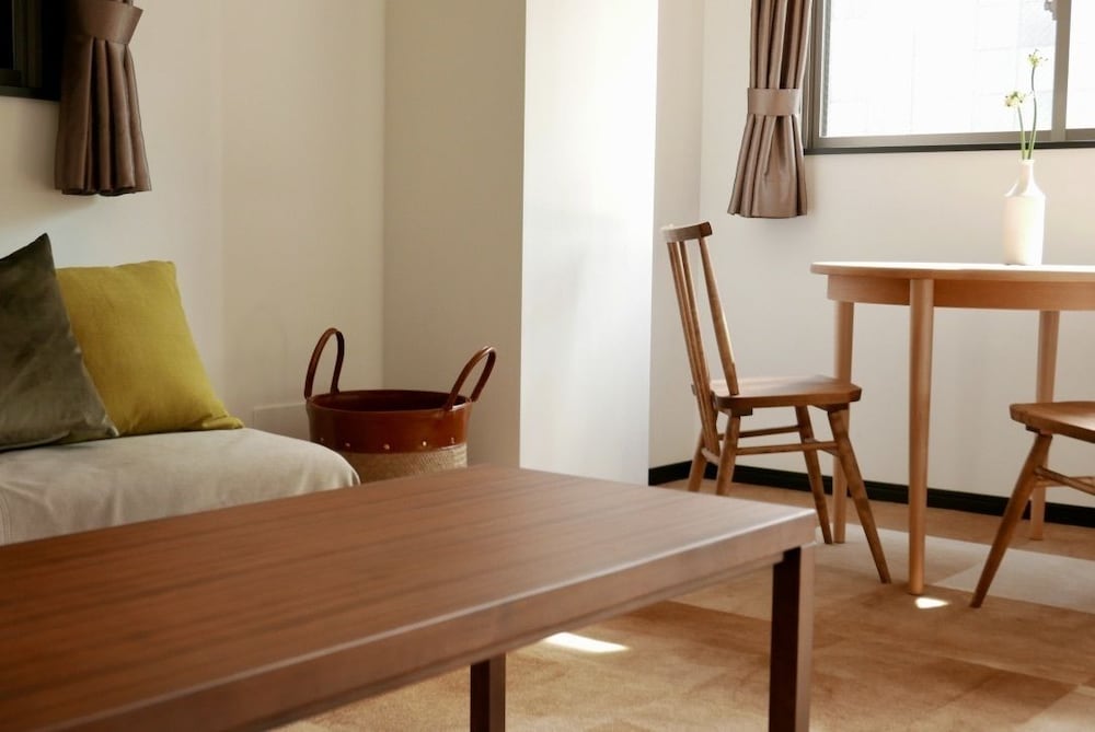 スーペリア ツインルーム 禁煙 キッチン 客室内のダイニングエリア4 | 東京櫻子Hatchobori