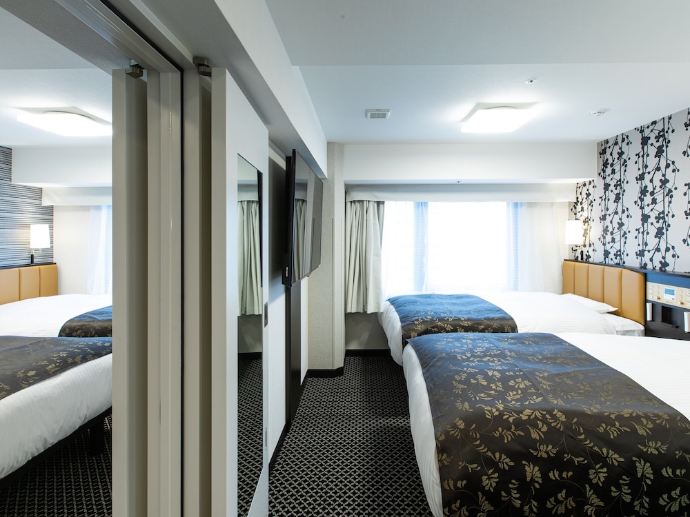 ツイン x ツインコネクティングルーム 禁煙室 | アパホテル〈京都駅東〉