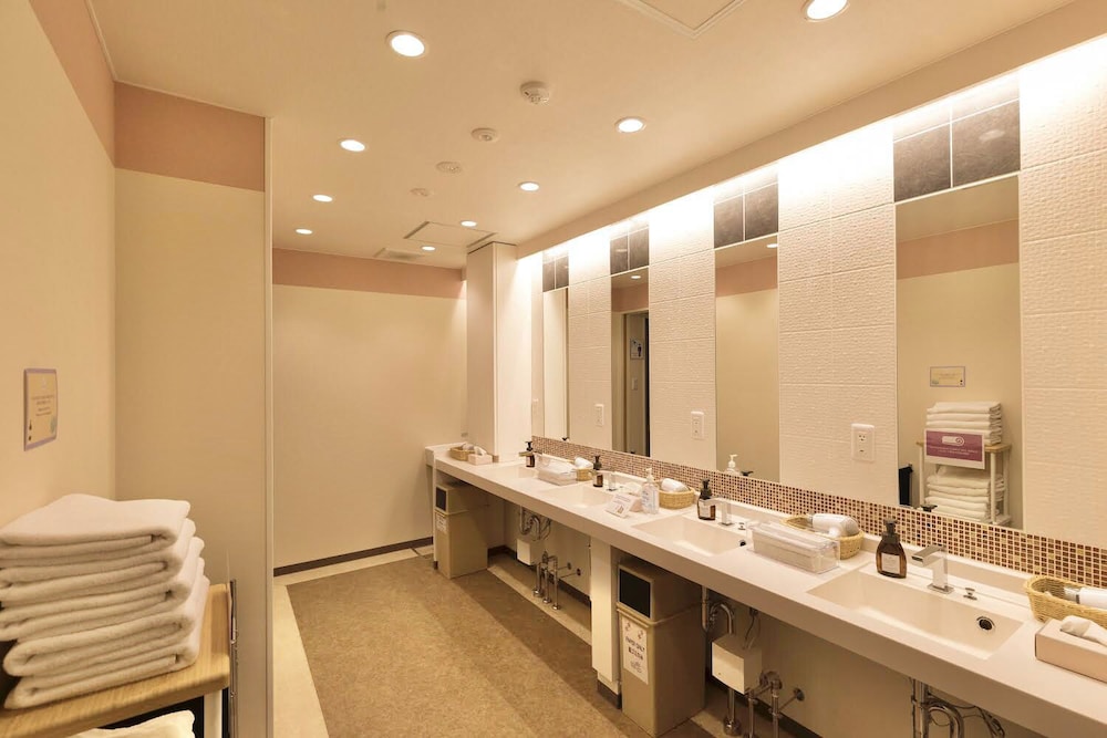 個室2名用 バスルーム1 | Wild Cherry Blossom - HOSTEL, TOKYO KOGANEI