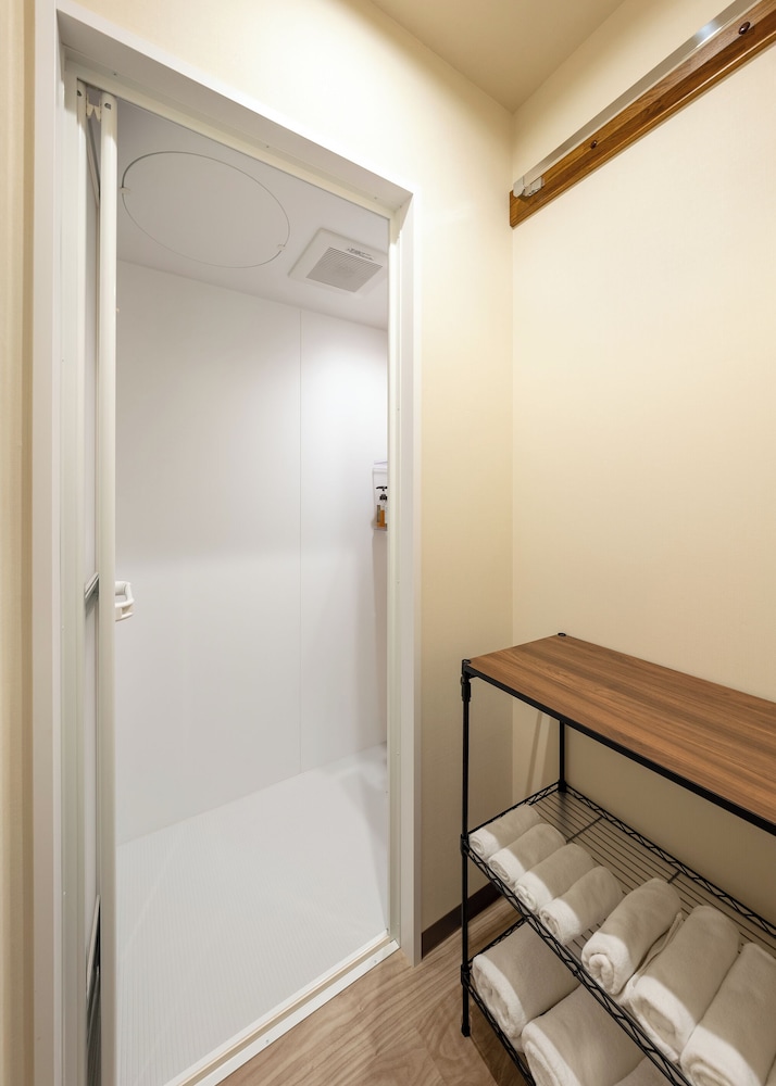 ファミリー トリプルルーム シティビュー バスルーム1 | 東京シティービューホテル