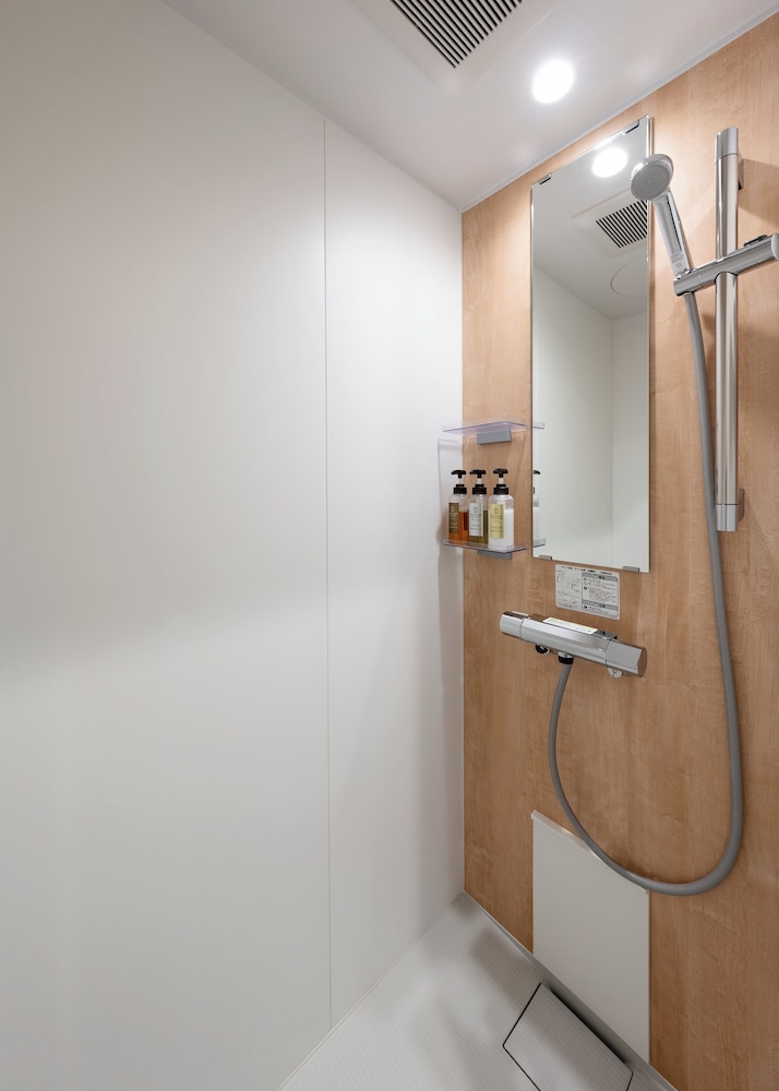 ファミリー トリプルルーム シティビュー バスルーム0 | 東京シティービューホテル