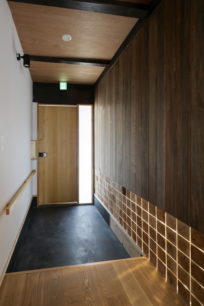 内部エントランス1 | 町屋ホテル YANAGI