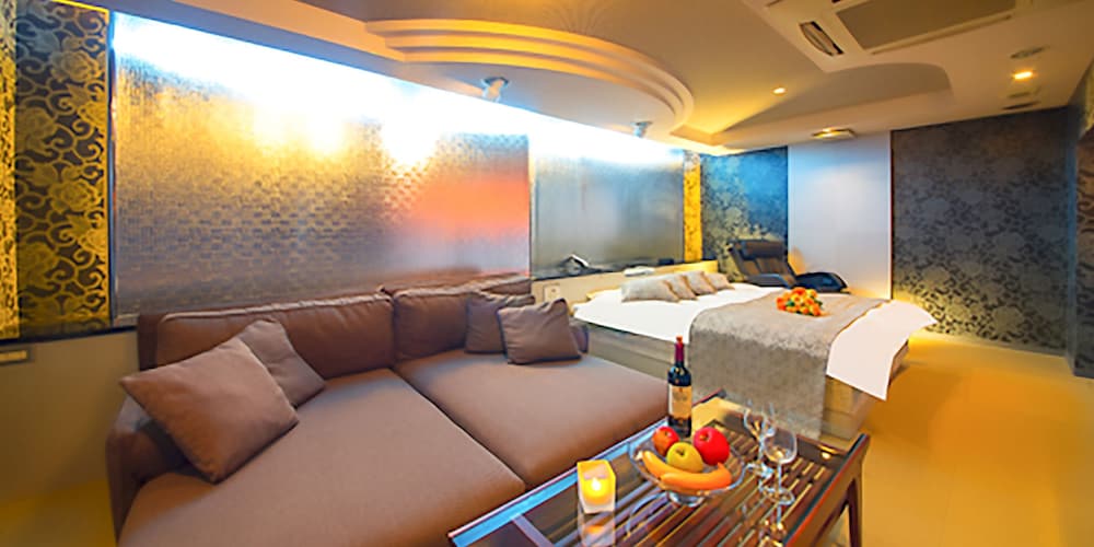 スーペリア ダブルルーム 客室9 | ホテル GT 関西国際空港 - 大人限定